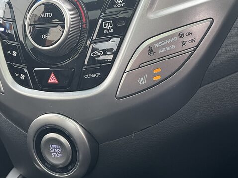 Hyundai Veloster 1.6 GDi Sport 4dr 29