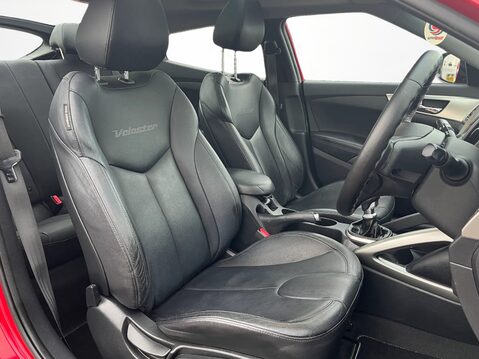 Hyundai Veloster 1.6 GDi Sport 4dr 14