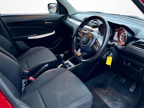 Suzuki Swift 1.2 Dualjet Attitude 5dr 15