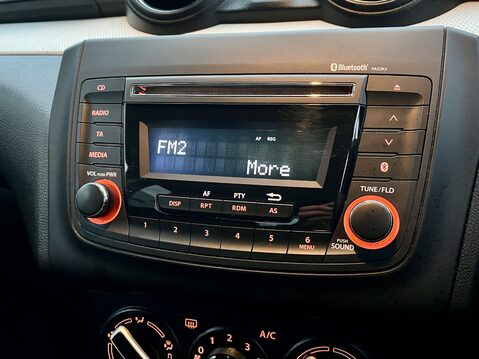 Suzuki Swift 1.2 Dualjet Attitude 5dr 24