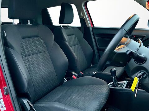 Suzuki Swift 1.2 Dualjet Attitude 5dr 14