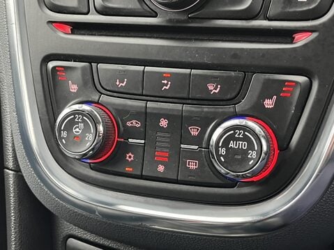 Vauxhall Mokka 1.4T SE 5dr 4WD 29