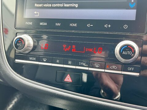 Mitsubishi Outlander 2.0 Exceed 5dr CVT 29