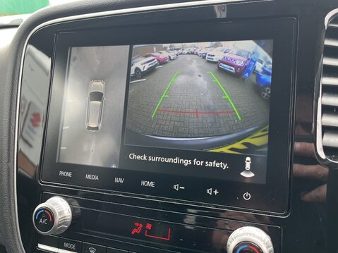 Mitsubishi Outlander 2.0 Exceed 5dr CVT 26