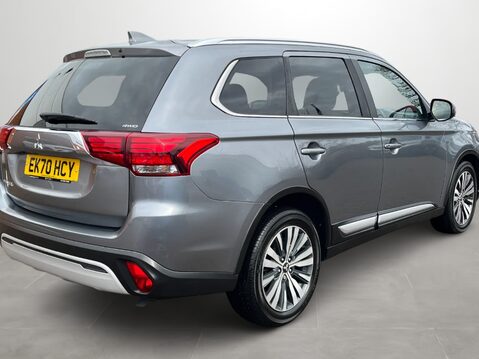 Mitsubishi Outlander 2.0 Exceed 5dr CVT 9