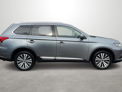 Mitsubishi Outlander 2.0 Exceed 5dr CVT 10