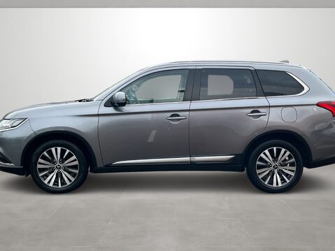 Mitsubishi Outlander 2.0 Exceed 5dr CVT 7