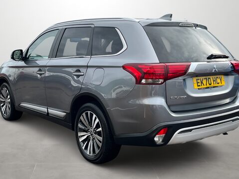 Mitsubishi Outlander 2.0 Exceed 5dr CVT 3