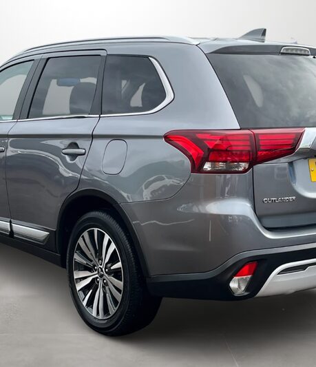 Mitsubishi Outlander 2.0 Exceed 5dr CVT
