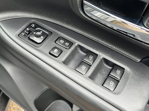 Mitsubishi Outlander 2.0 Exceed 5dr CVT 18