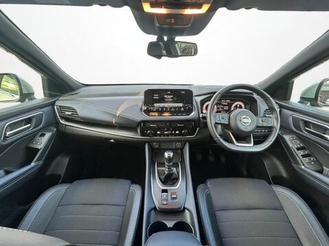 Nissan Qashqai 1.3 DiG-T MH 158 Tekna 5dr 16