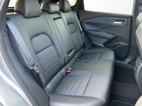 Nissan Qashqai 1.3 DiG-T MH 158 Tekna 5dr 33