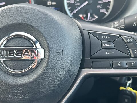 Nissan MICRA 0.9 IG-T Acenta 5dr 27