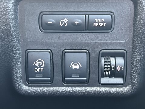 Nissan MICRA 0.9 IG-T Acenta 5dr 28