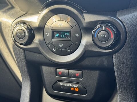 Ford Ecosport 1.5 Zetec 5dr 25