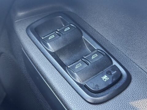 Ford Ecosport 1.5 Zetec 5dr 29