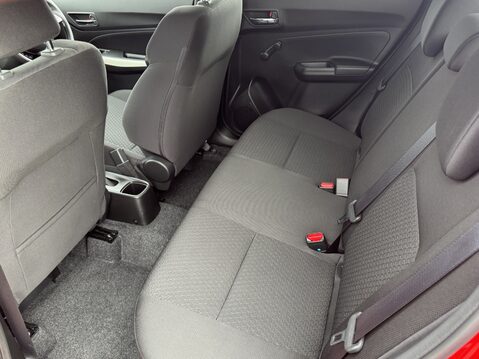 Suzuki Swift 1.2 Dualjet SHVS SZ-T 5dr 29