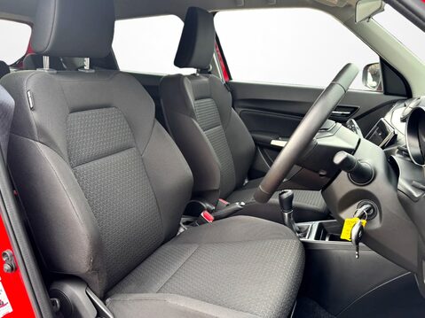 Suzuki Swift 1.2 Dualjet SHVS SZ-T 5dr 16