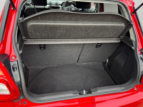 Suzuki Swift 1.2 Dualjet SHVS SZ-T 5dr 31