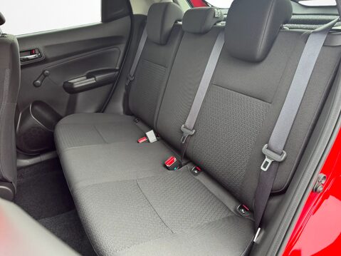 Suzuki Swift 1.2 Dualjet SHVS SZ-T 5dr 30