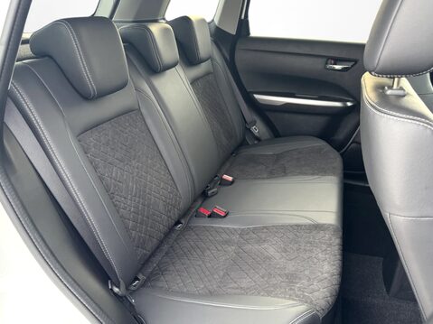 Suzuki Vitara 1.4 Boosterjet 48V Hybrid SZ-T 5dr 31