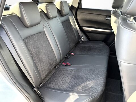 Suzuki Vitara 1.5 Hybrid SZ5 5dr AGS 30
