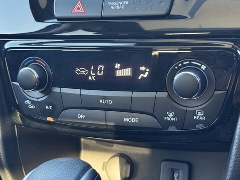 Suzuki Vitara 1.5 Hybrid SZ5 5dr AGS 22