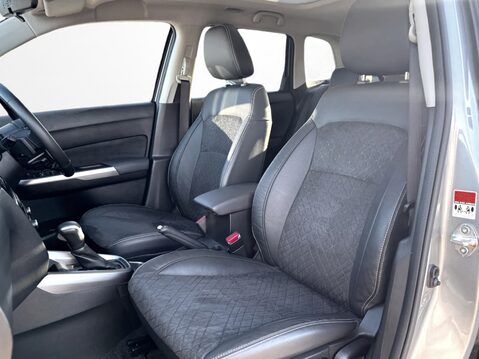 Suzuki Vitara 1.5 Hybrid SZ5 5dr AGS 17