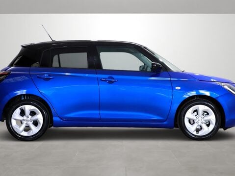 Suzuki Swift 1.2 Mild Hybrid Motion 5dr 9