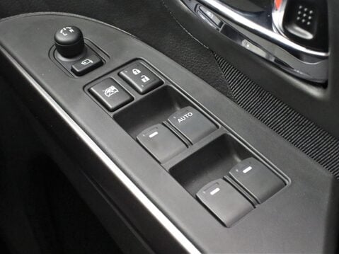 Suzuki S-Cross 1.4 Boosterjet 48V Hybrid Motion 5dr 28