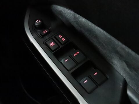 Suzuki Vitara 1.4 Boosterjet MHEV 109 Ultra 5dr Auto 29