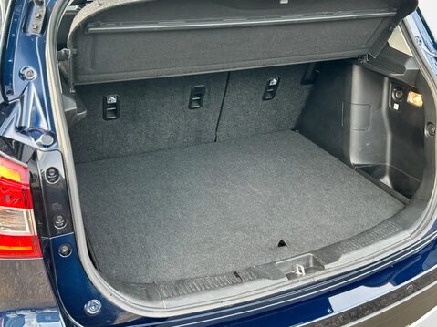 Suzuki SX4 S-Cross 1.4 Boosterjet 48V Hybrid SZ-T 5dr 37