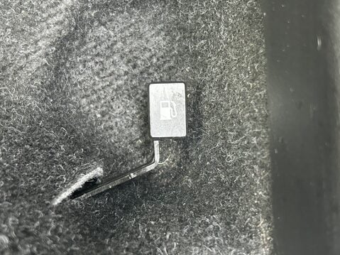 Suzuki SX4 S-Cross 1.4 Boosterjet 48V Hybrid SZ-T 5dr 32