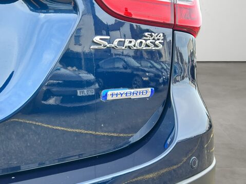 Suzuki SX4 S-Cross 1.4 Boosterjet 48V Hybrid SZ-T 5dr 11