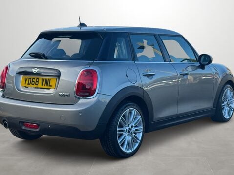 Mini Hatchback 1.5 Cooper II 5dr Auto [Nav+ Pack] 9