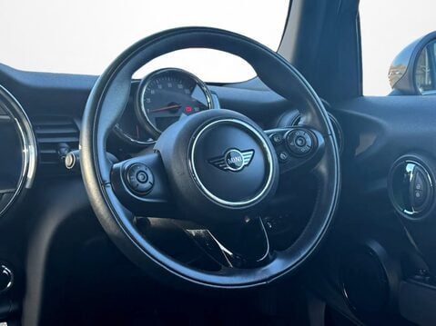 Mini Hatchback 1.5 Cooper II 5dr Auto [Nav+ Pack] 27
