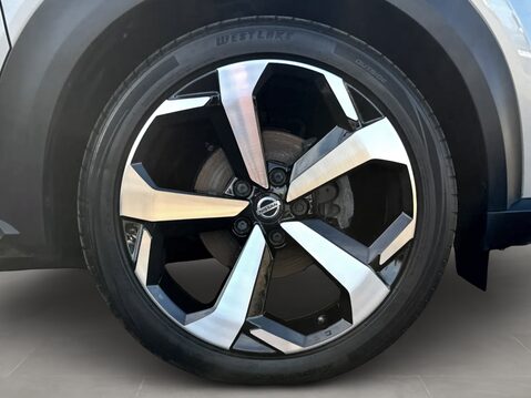 Nissan Juke 1.0 DiG-T 114 Tekna 5dr DCT 12