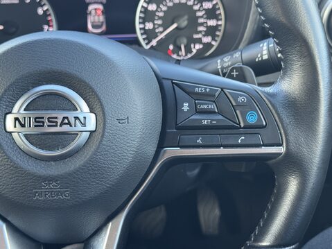 Nissan Juke 1.0 DiG-T 114 Tekna 5dr DCT 29