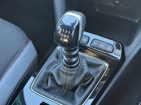 Vauxhall Mokka 1.2 Turbo 100 SRi Nav Premium 5dr 27