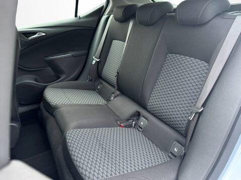 Vauxhall Astra 1.4T 16V 125 Energy 5dr 33