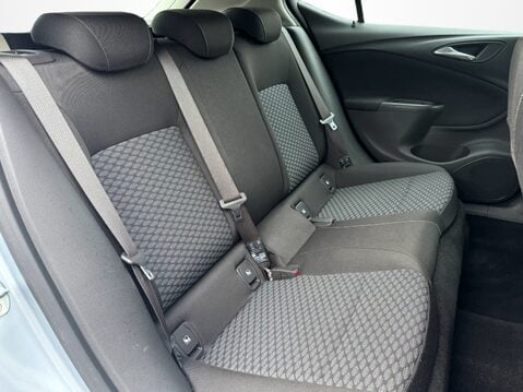 Vauxhall Astra 1.4T 16V 125 Energy 5dr 31