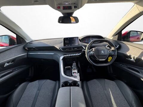 Peugeot 3008 1.2 PureTech Allure 5dr EAT8 17