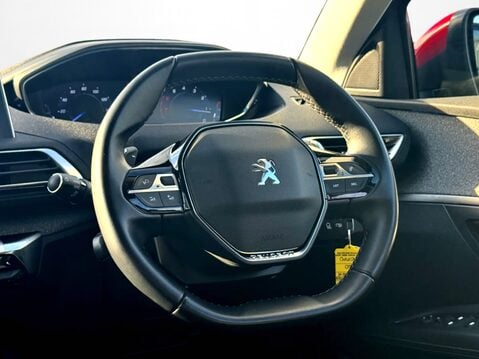 Peugeot 3008 1.2 PureTech Allure 5dr EAT8 18