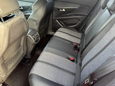 Peugeot 3008 1.2 PureTech Allure 5dr EAT8 35
