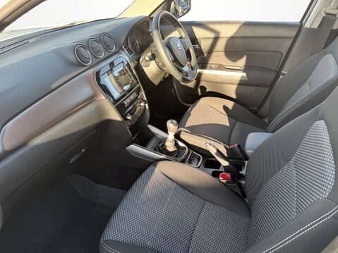 Suzuki Vitara 1.4 Boosterjet 48V Hybrid SZ-T 5dr 2
