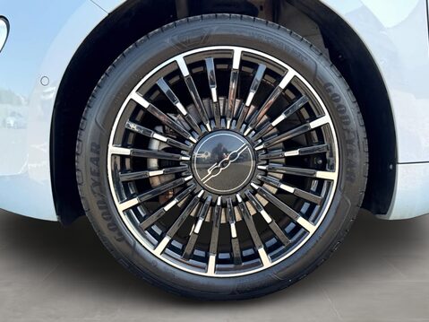 Fiat 500 87kW La Prima 42kWh 3dr Auto 14