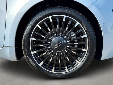 Fiat 500 87kW La Prima 42kWh 3dr Auto 12