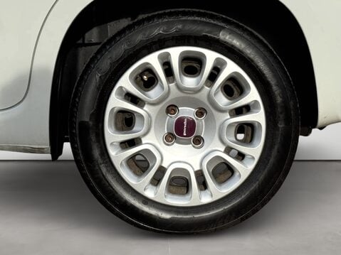 Fiat Panda 1.2 Easy 5dr 13