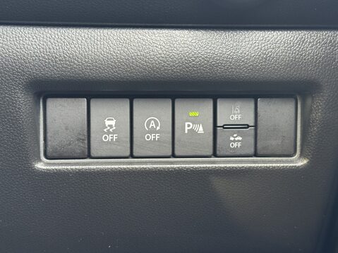 Suzuki Swift 1.2 Dualjet 83 12V Hybrid SZ5 5dr 28
