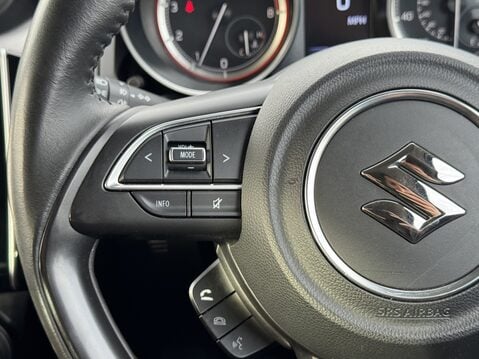 Suzuki Swift 1.2 Dualjet 83 12V Hybrid SZ5 5dr 25